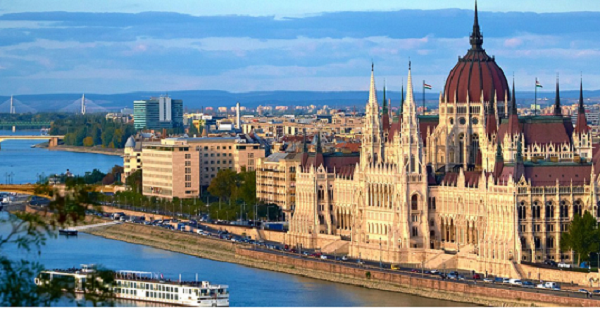 Bahasa Indonesia Diperkenalkan pada Siswa Hungaria